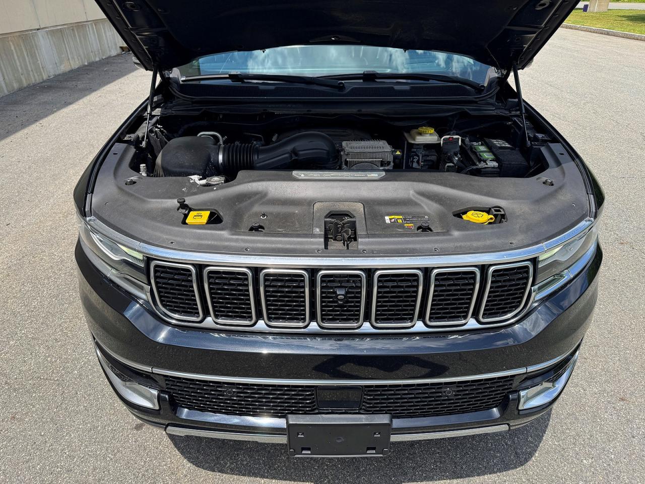 2022 JEEP WAGONEER