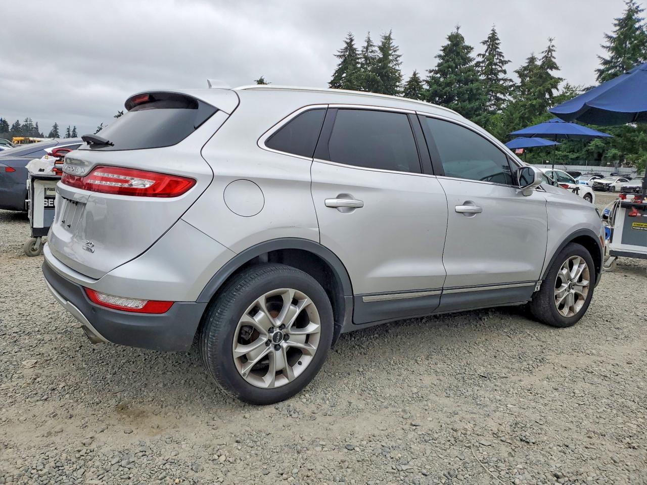 2016 LINCOLN MKC