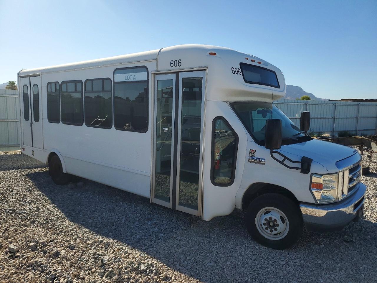 2016 FORD ECONOLINE