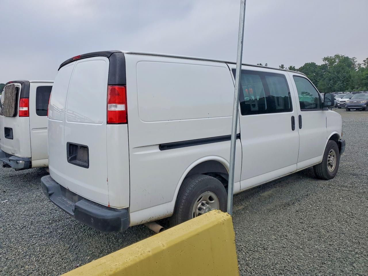 2021 CHEVROLET EXPRESS