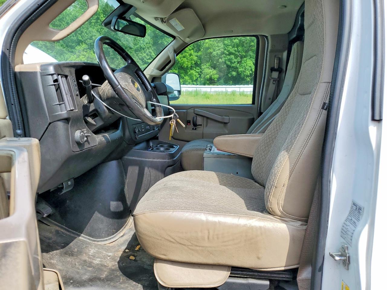 2021 CHEVROLET EXPRESS