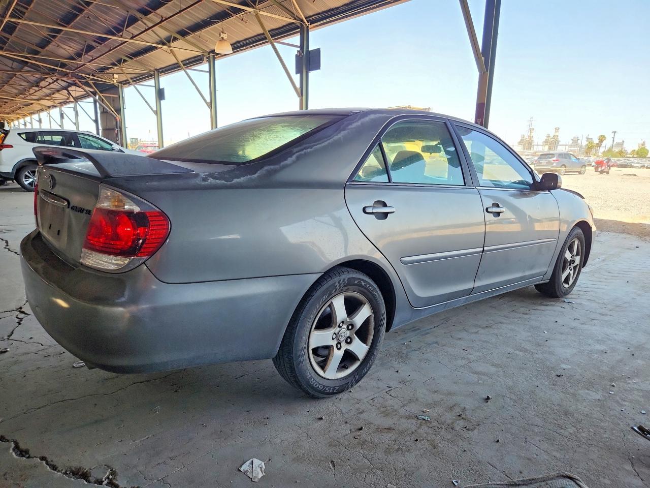 2005 TOYOTA CAMRY