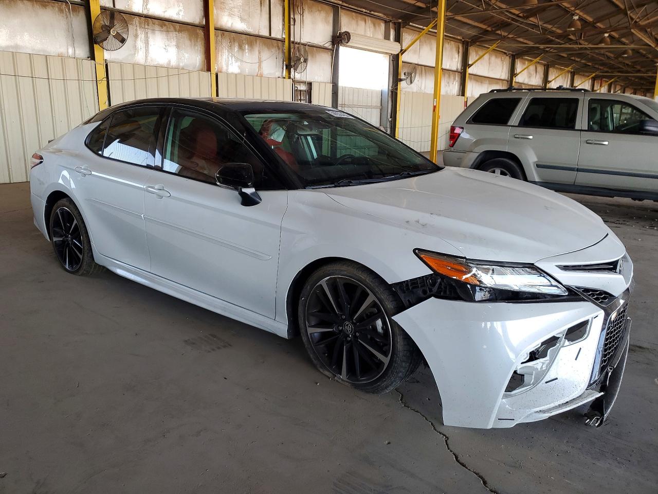 2020 TOYOTA CAMRY