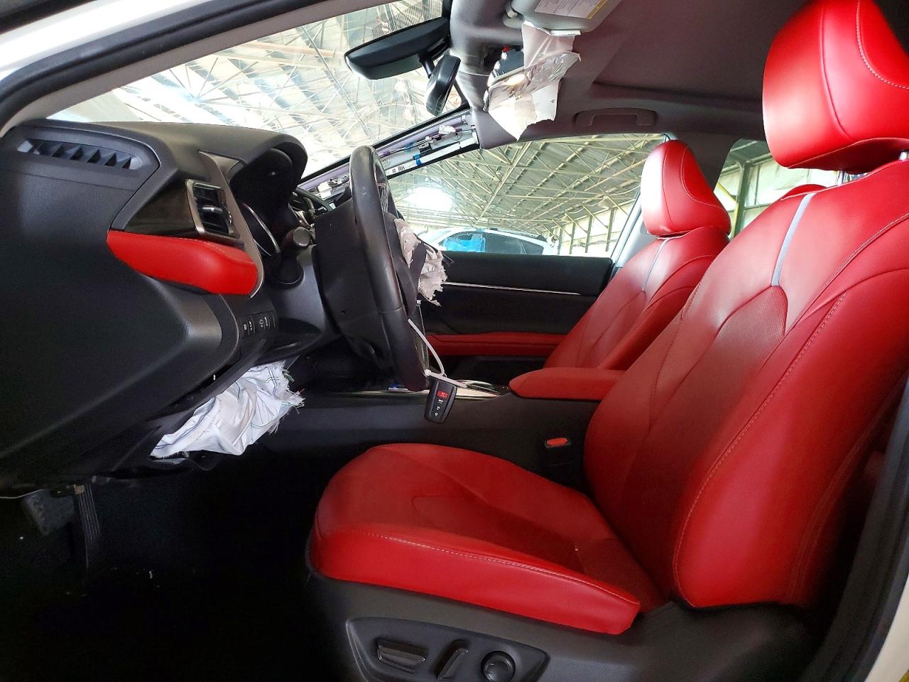 2020 TOYOTA CAMRY