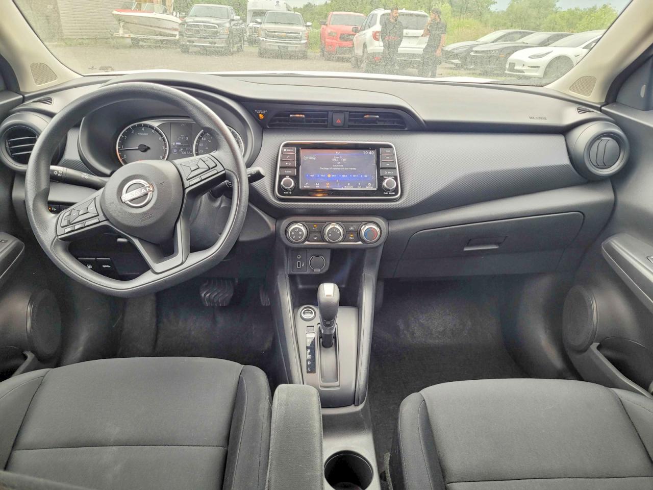 2023 NISSAN KICKS