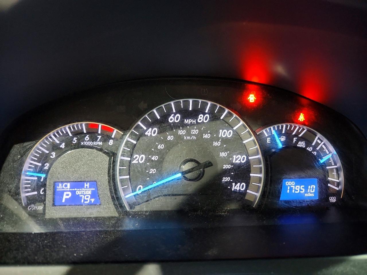 2014 TOYOTA CAMRY