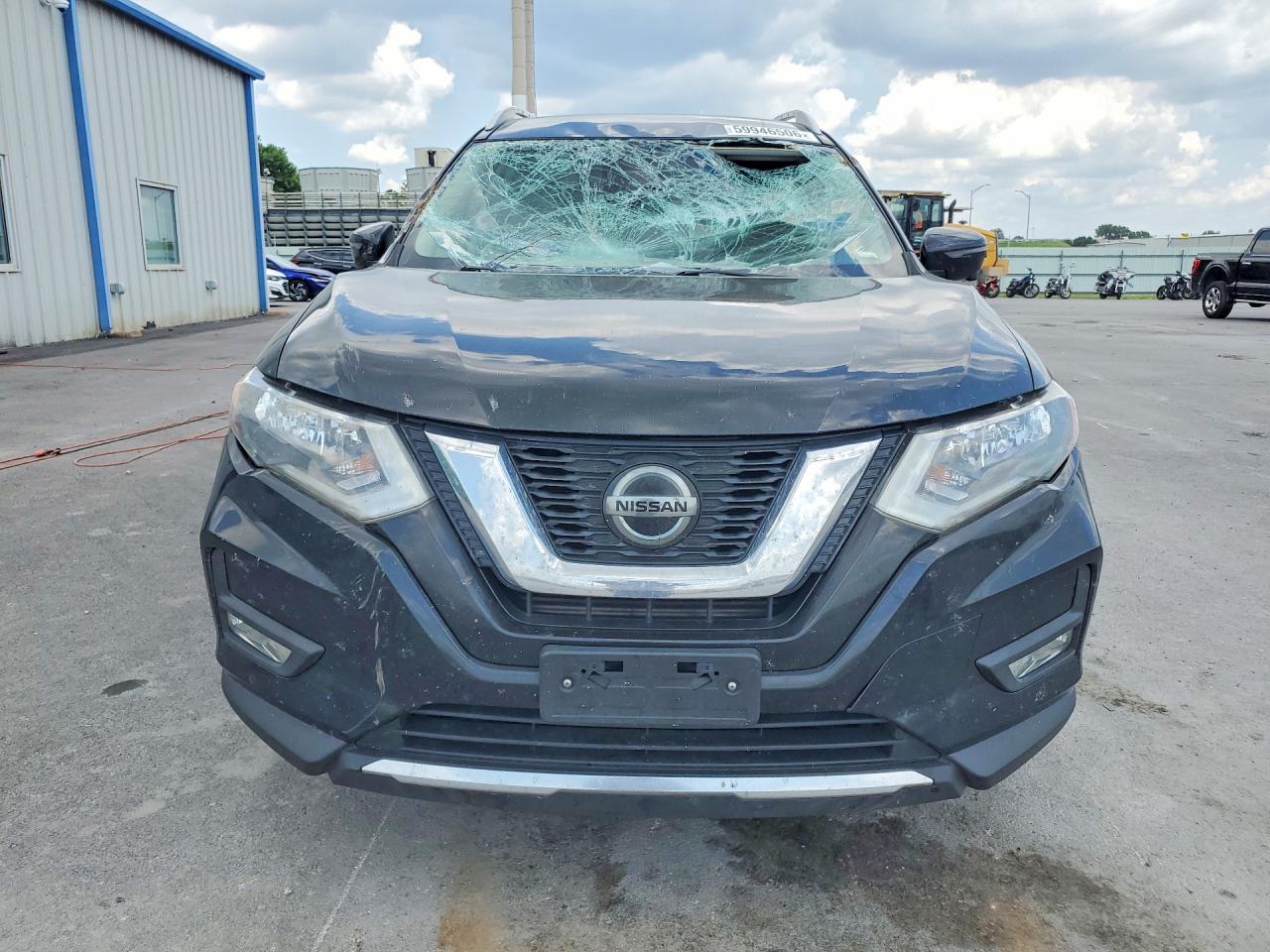 2018 NISSAN ROGUE