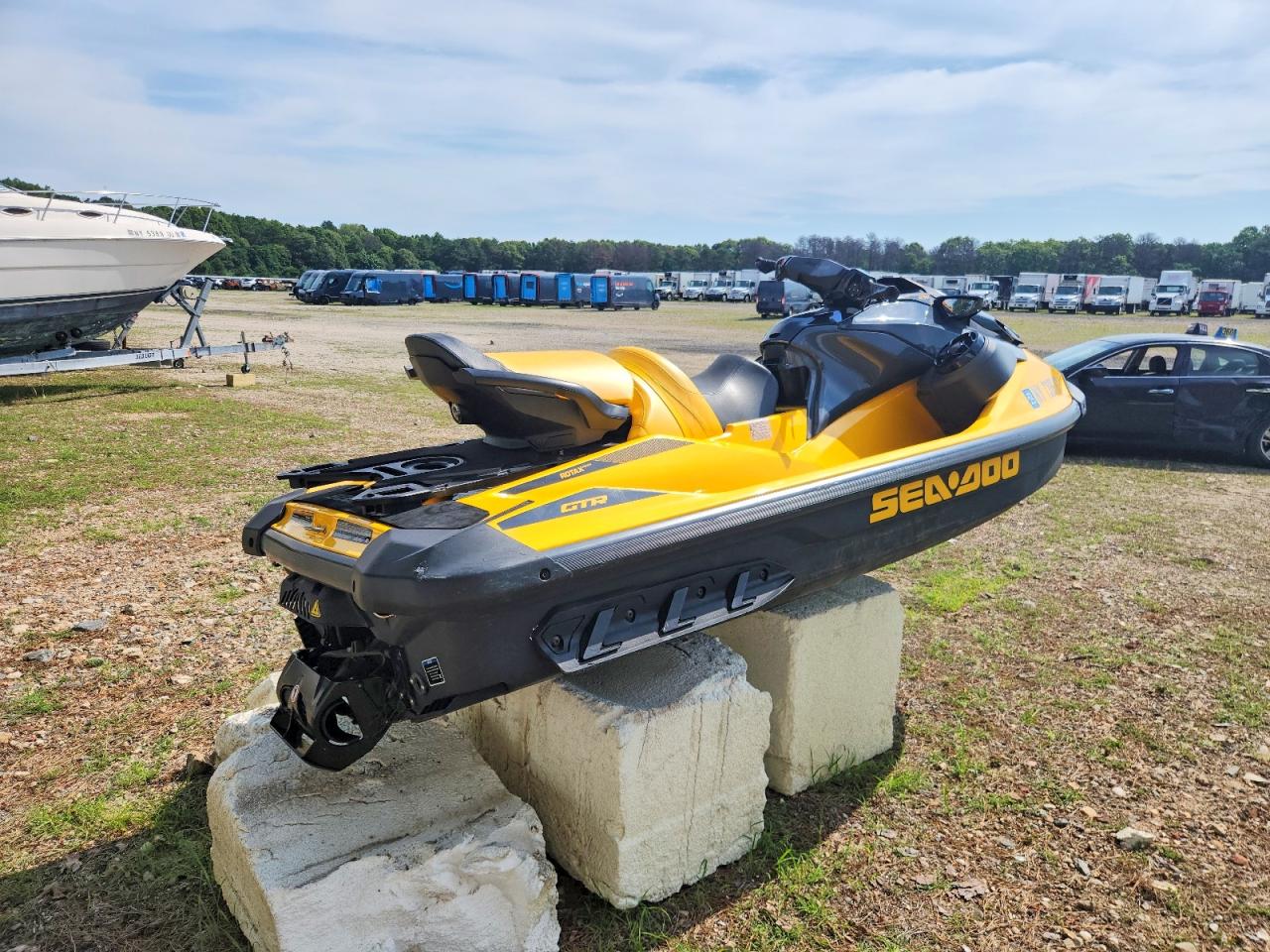 2022 SEA DOO GTR 230