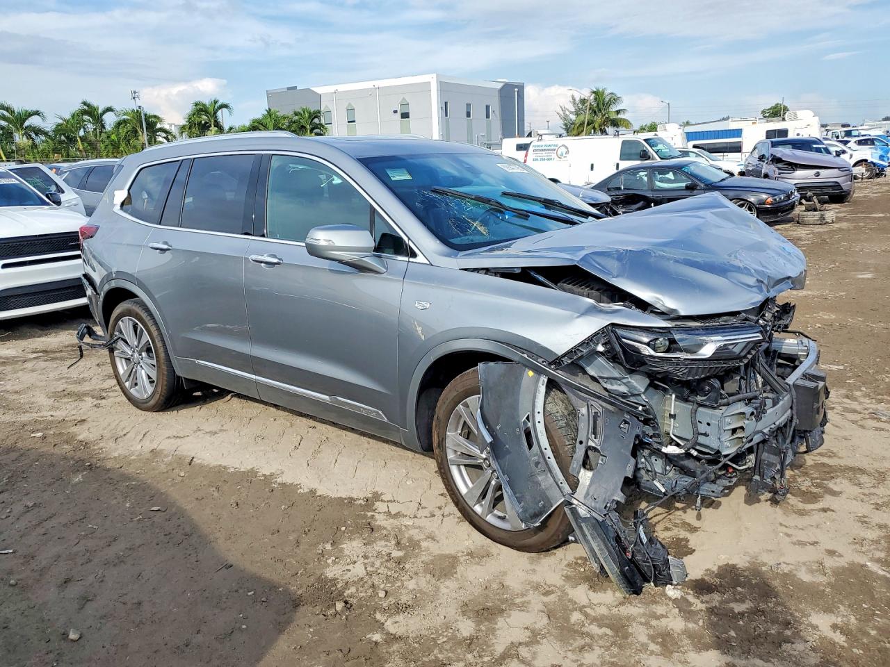 2024 CADILLAC XT6