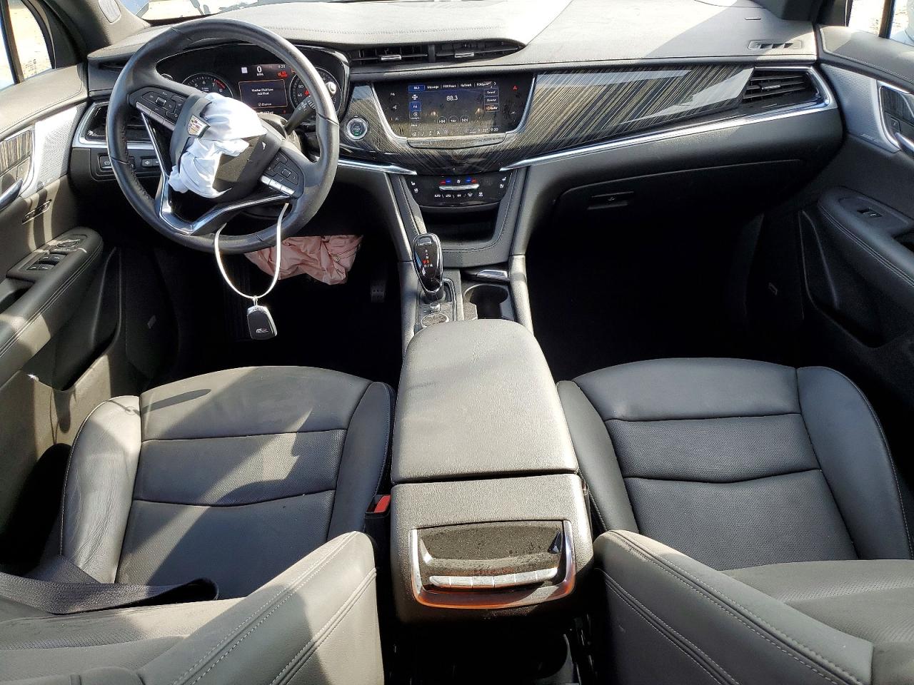 2024 CADILLAC XT6