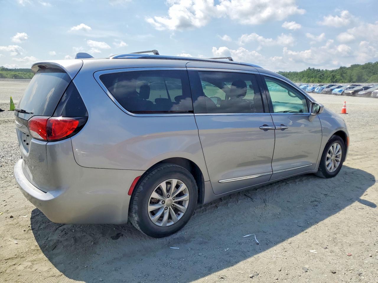 2018 CHRYSLER PACIFICA