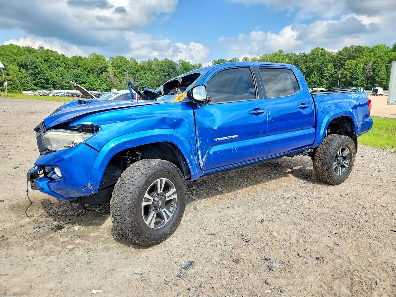 2018 TOYOTA TACOMA