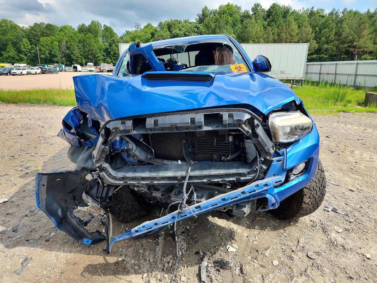 2018 TOYOTA TACOMA