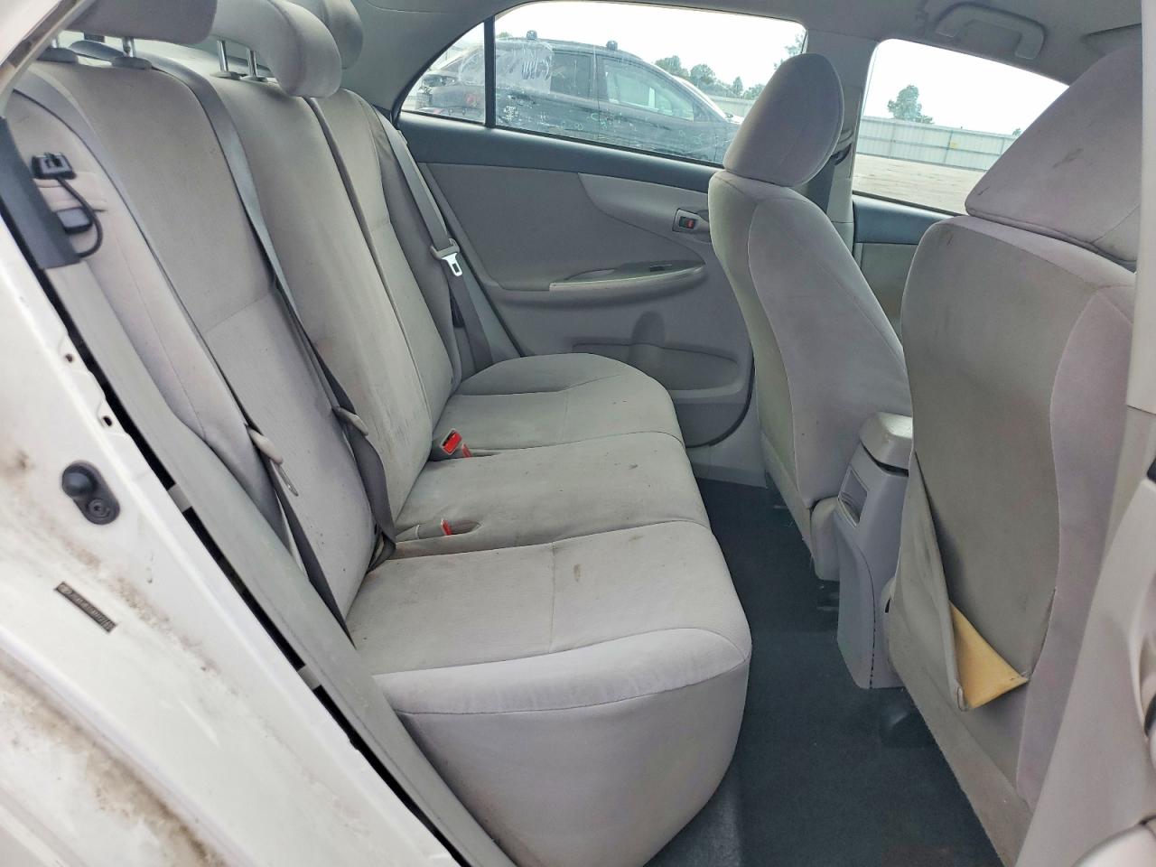 2011 TOYOTA COROLLA