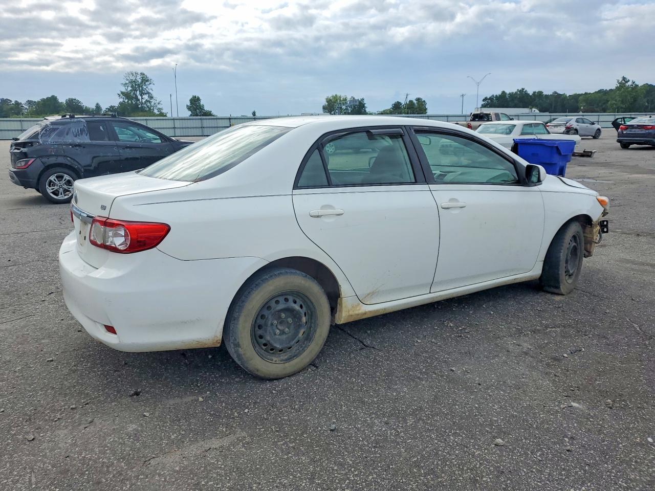 2011 TOYOTA COROLLA