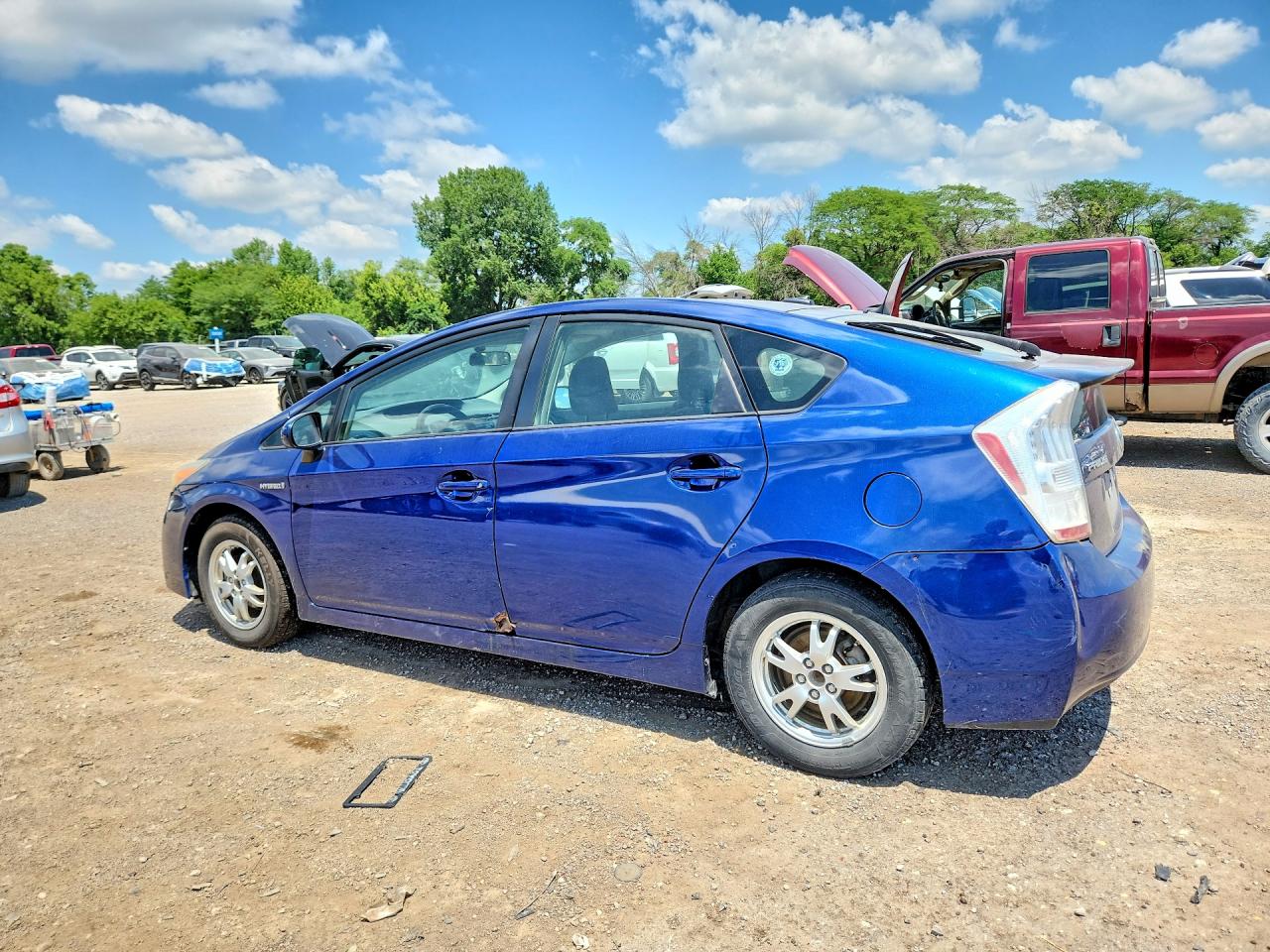 2011 TOYOTA PRIUS