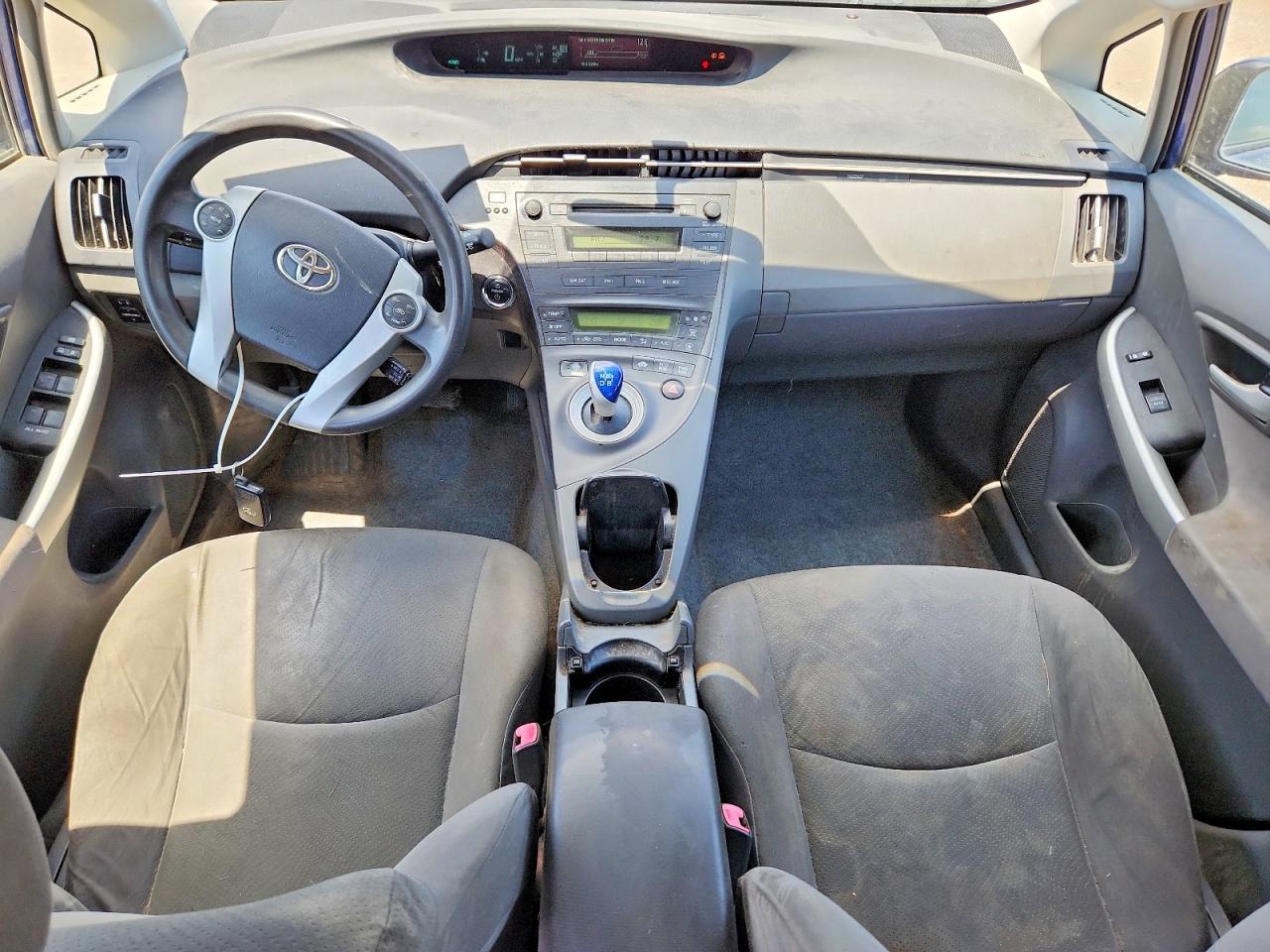 2011 TOYOTA PRIUS