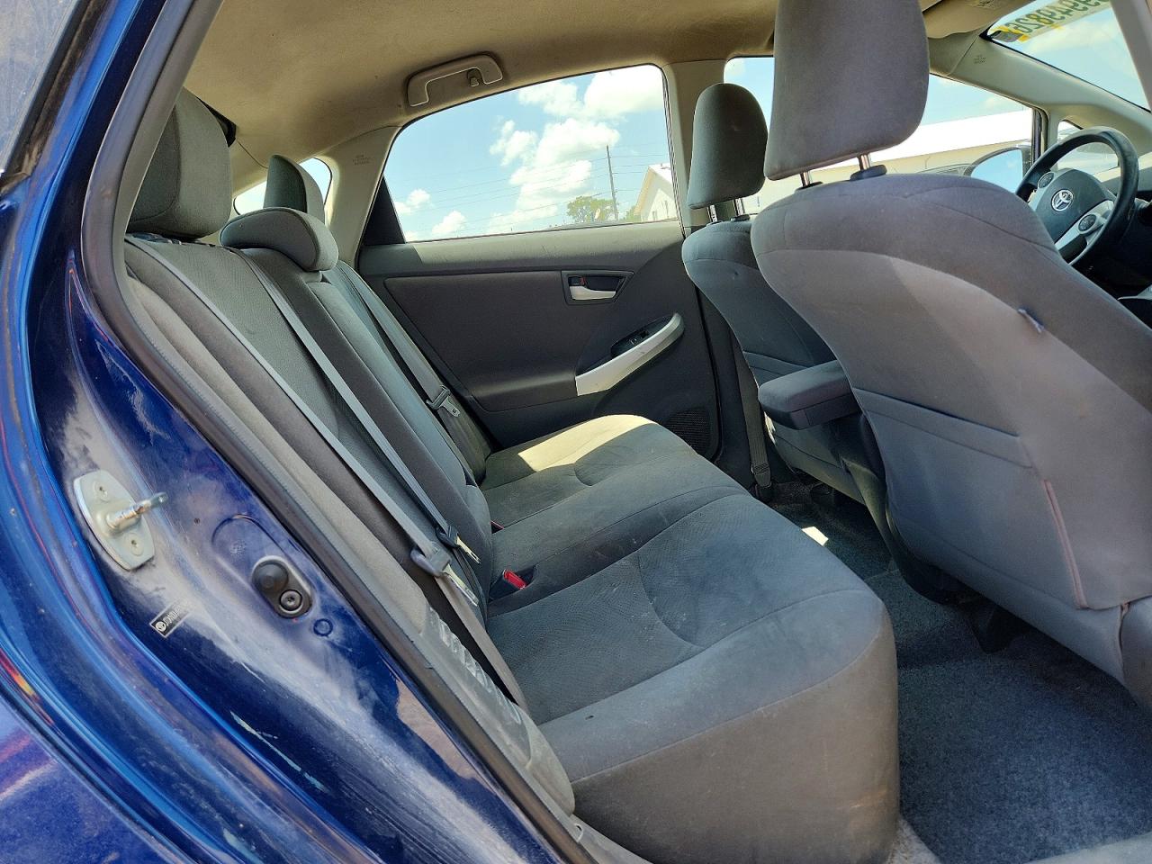 2011 TOYOTA PRIUS