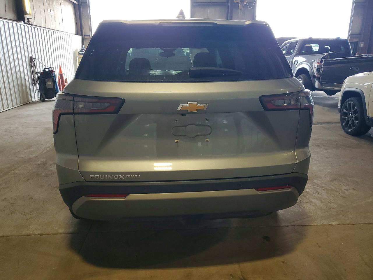 2025 CHEVROLET EQUINOX