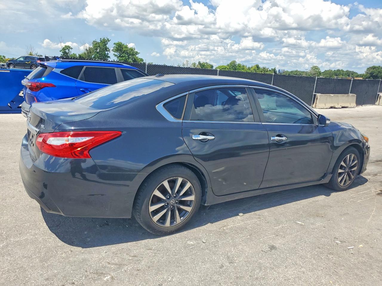2017 NISSAN ALTIMA