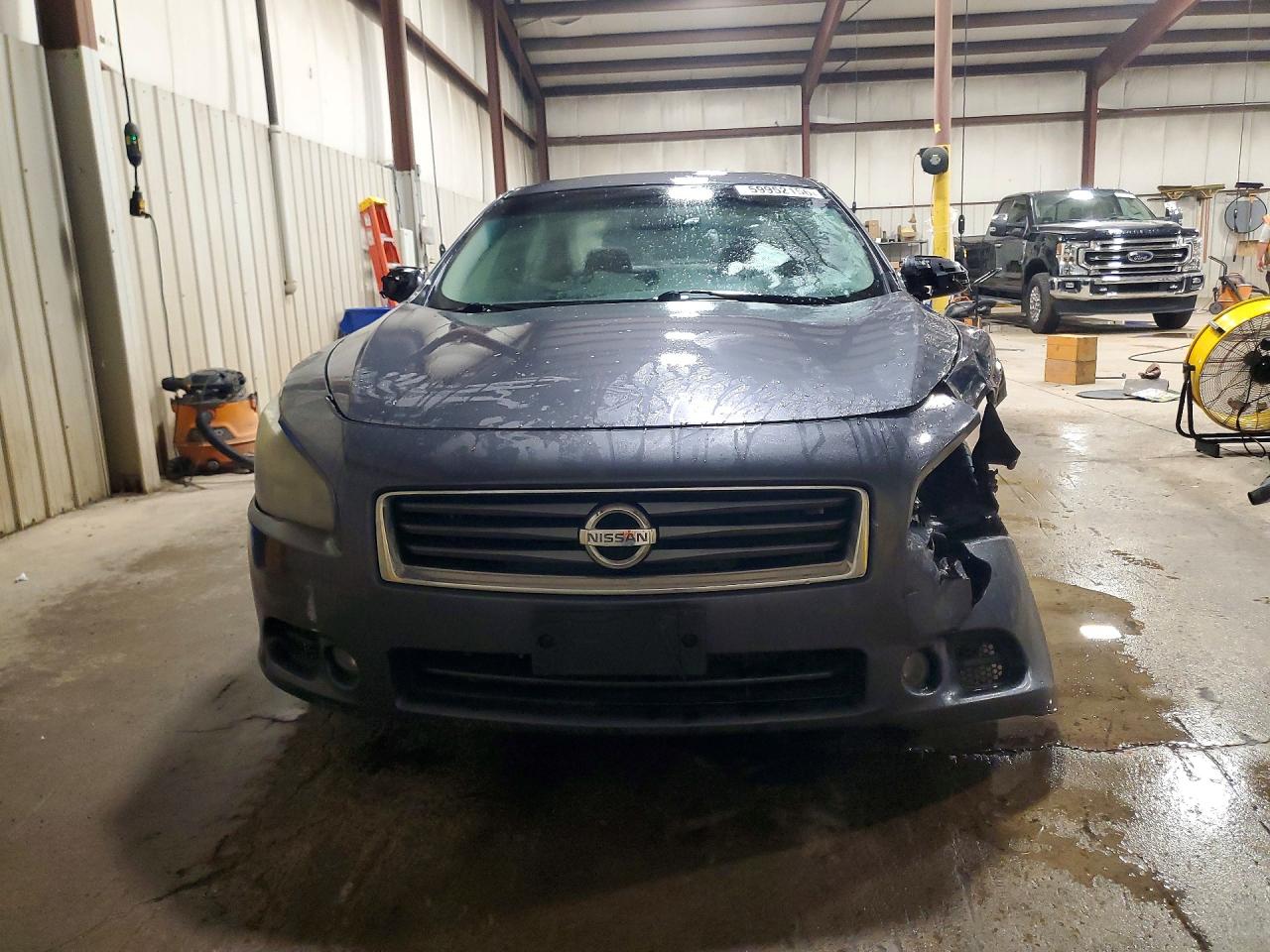 2012 NISSAN MAXIMA