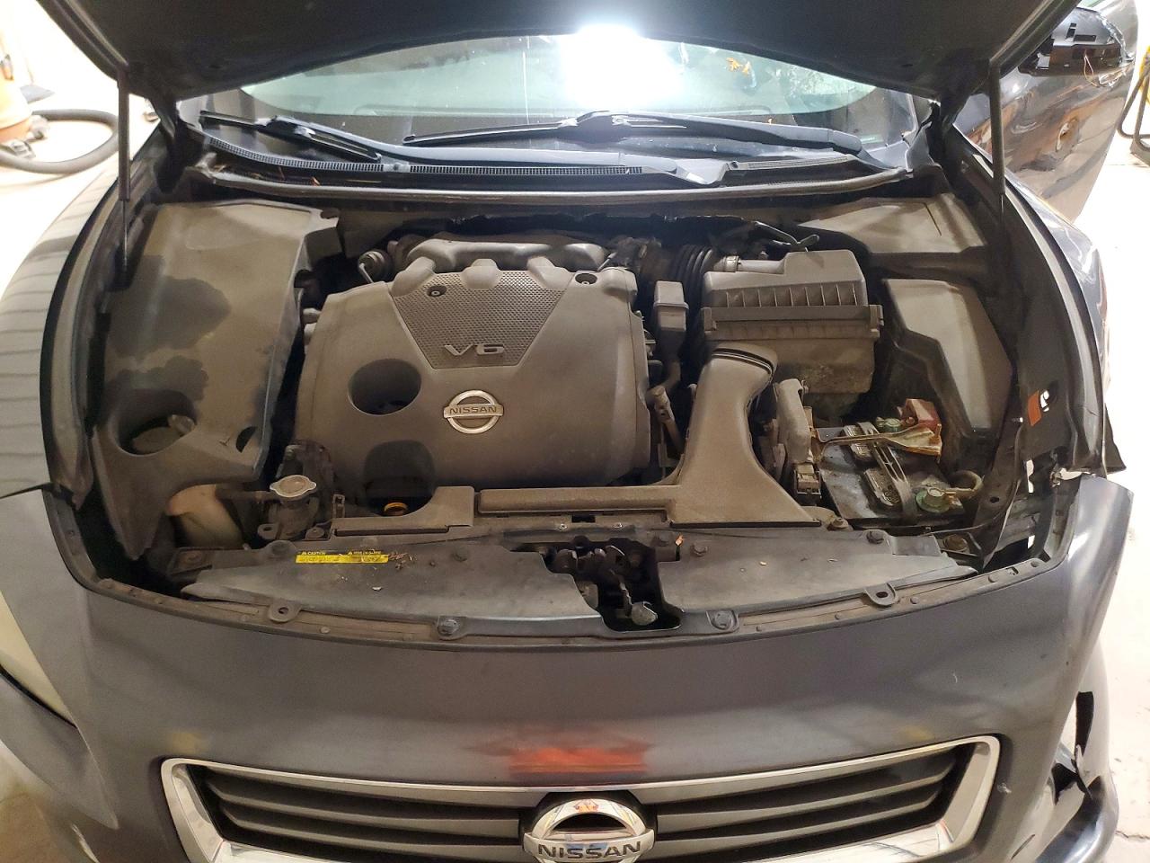 2012 NISSAN MAXIMA
