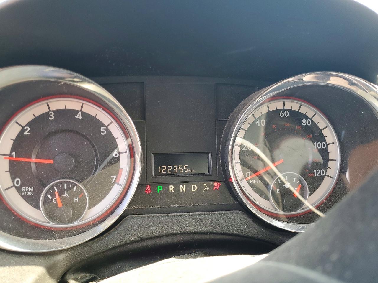 2014 DODGE CARAVAN