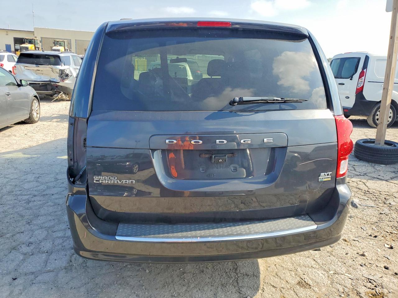 2014 DODGE CARAVAN