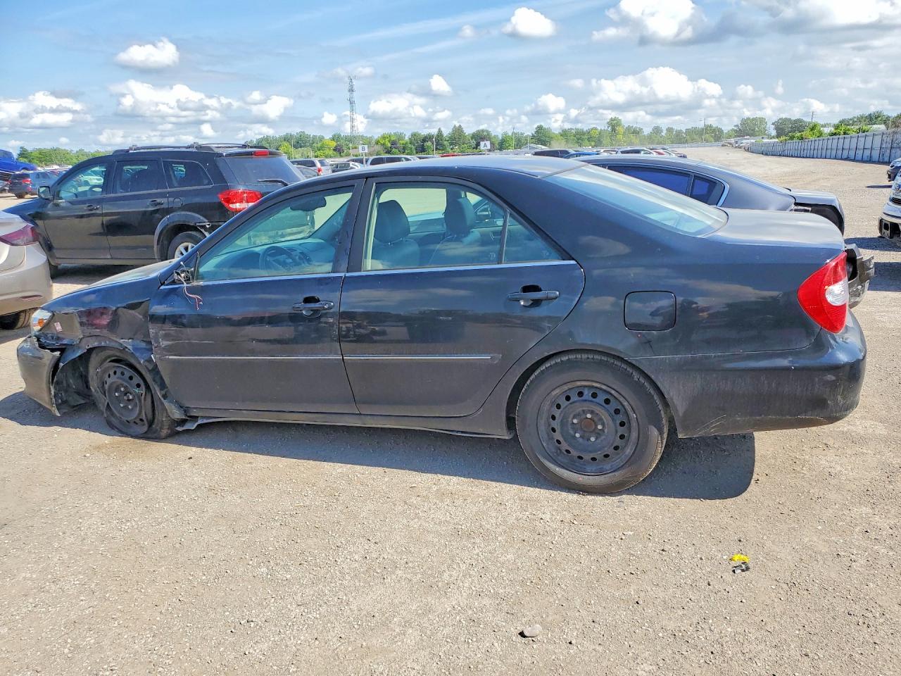 2002 TOYOTA CAMRY