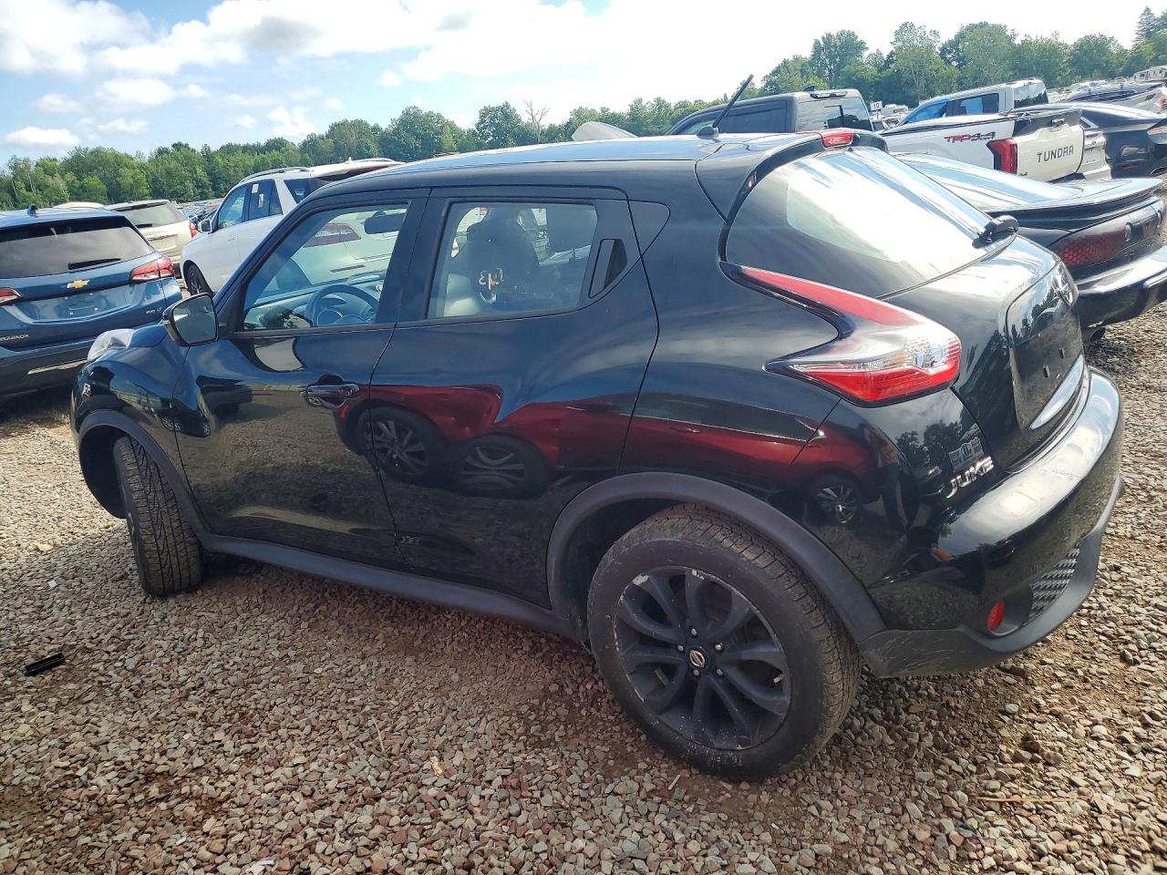 2015 NISSAN JUKE