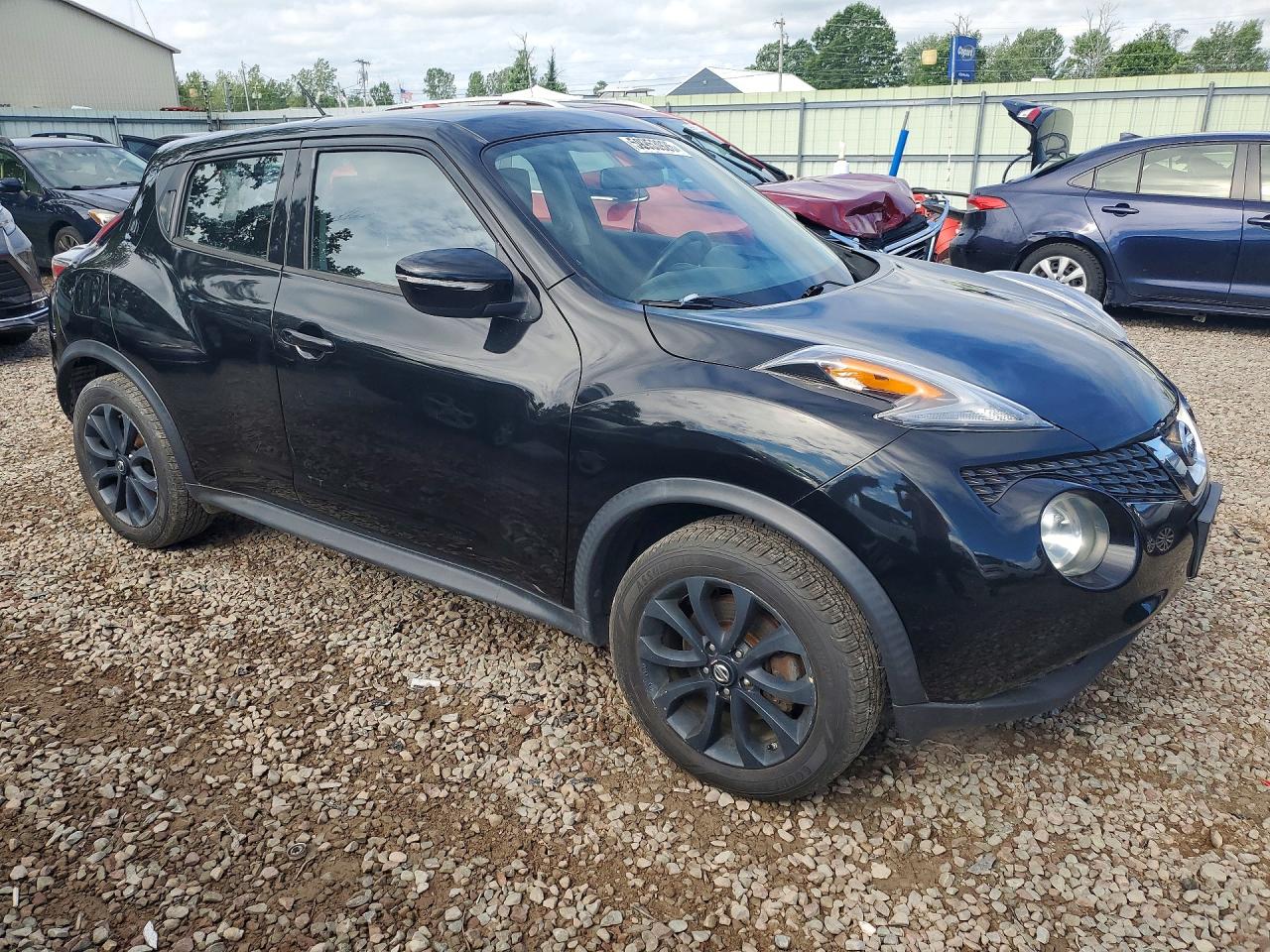2015 NISSAN JUKE