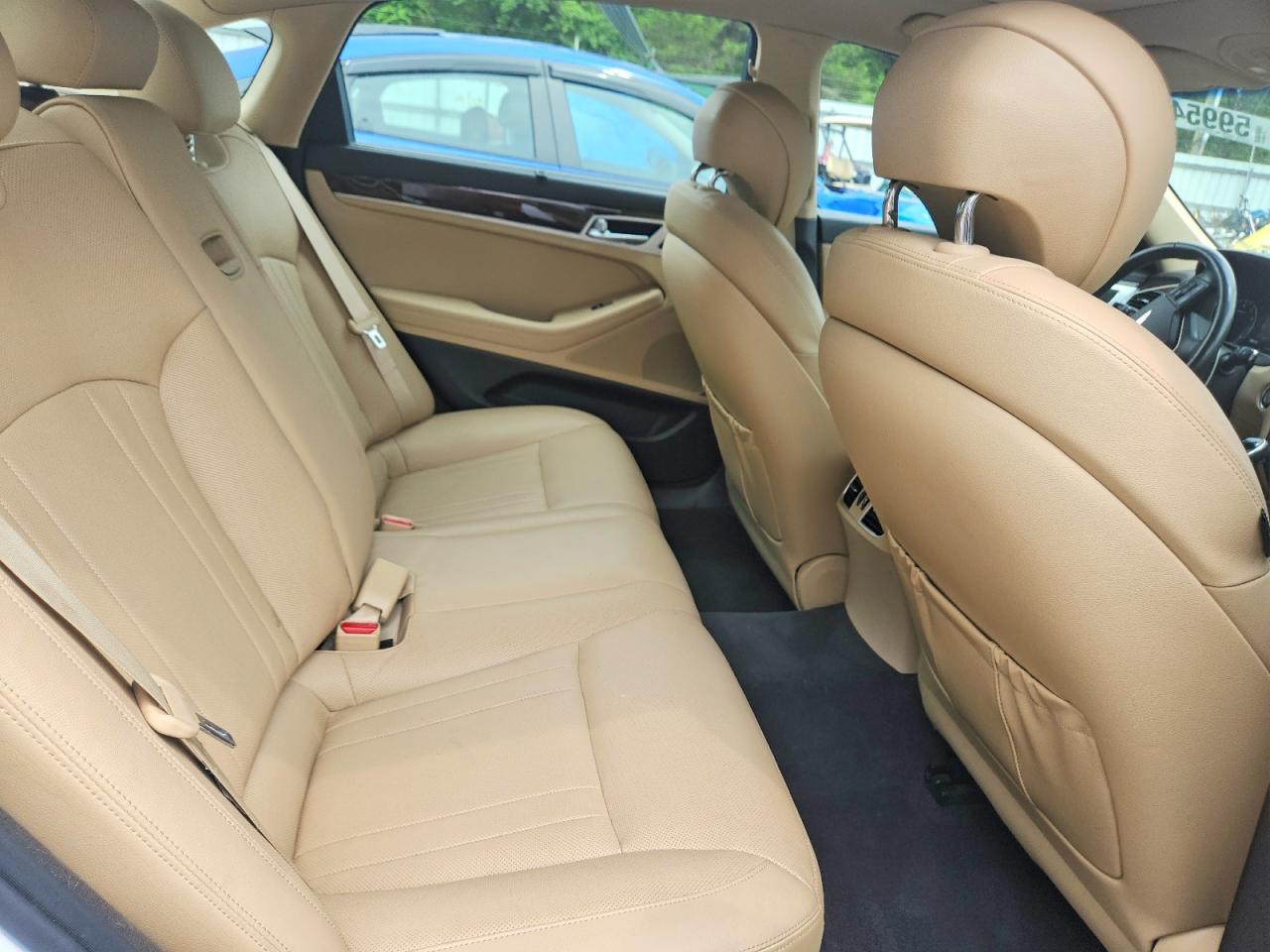 2016 HYUNDAI GENESIS