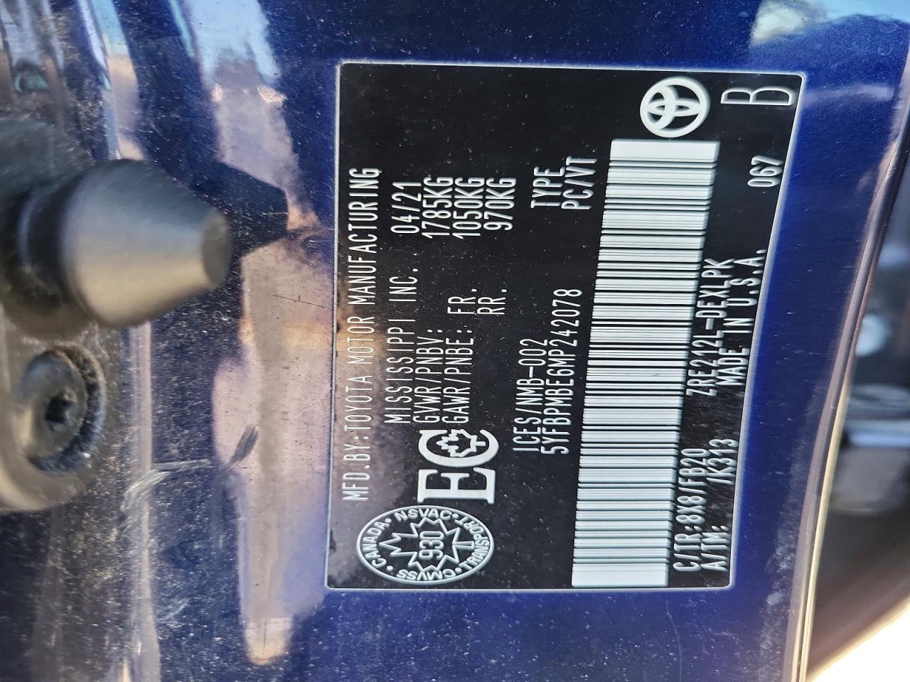 2021 TOYOTA COROLLA