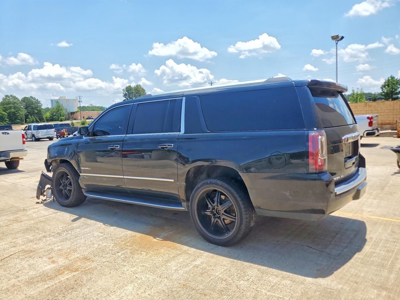 2020 GMC YUKON