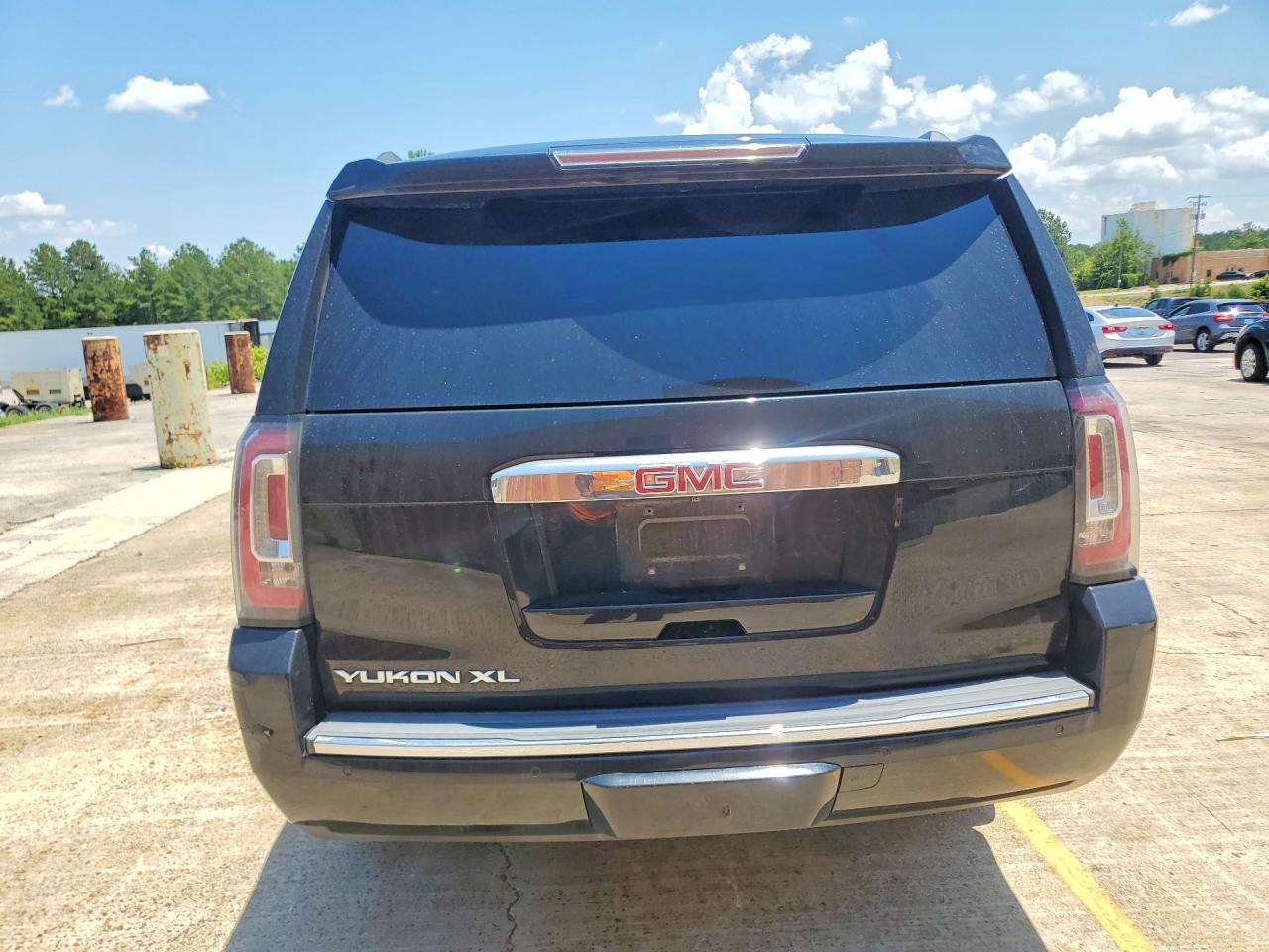 2020 GMC YUKON