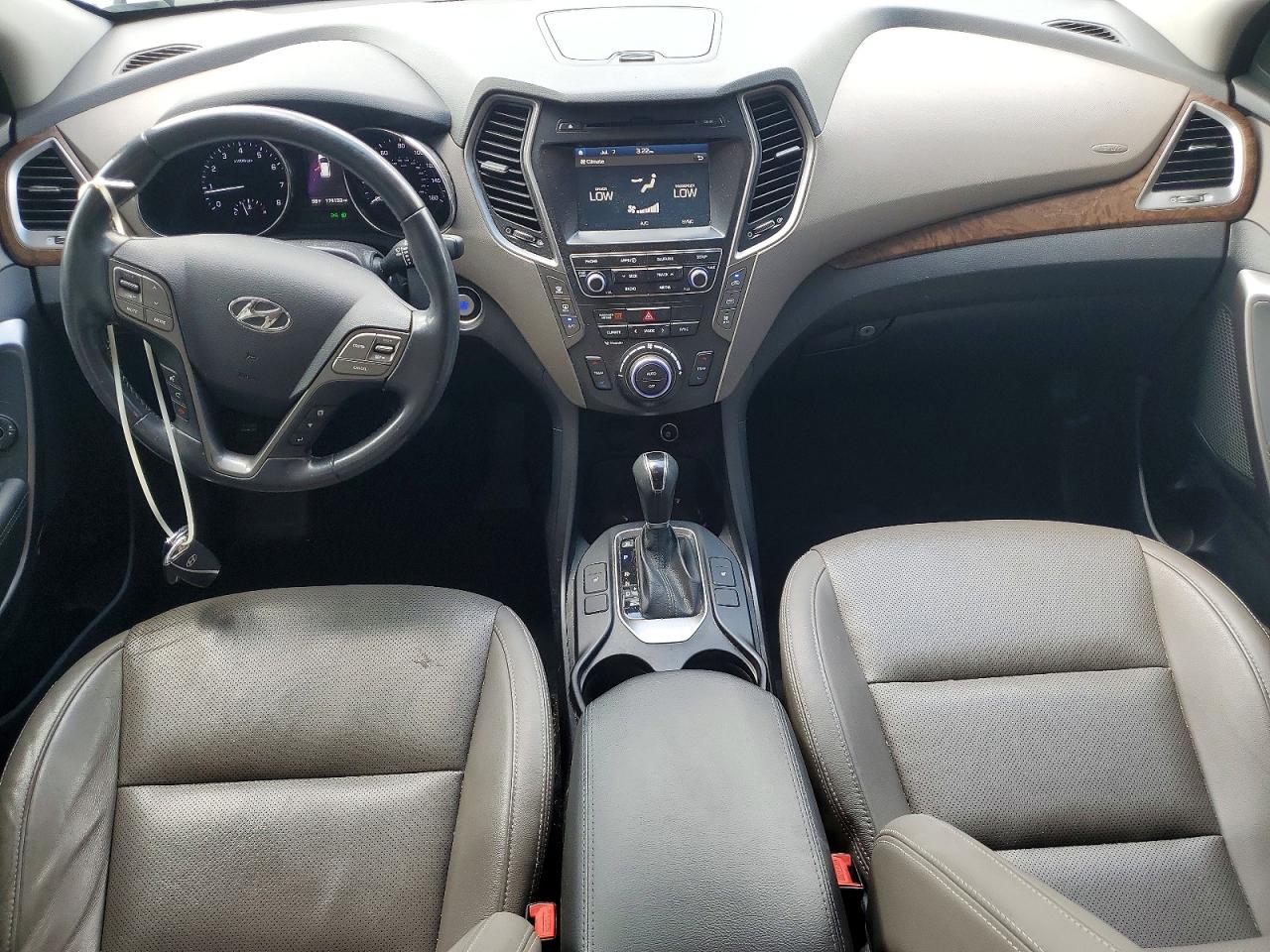 2017 HYUNDAI SANTA FE