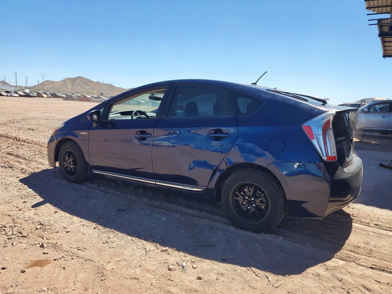 2013 TOYOTA PRIUS
