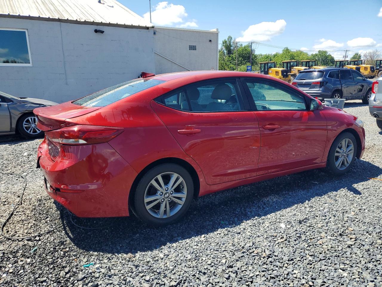 2017 HYUNDAI ELANTRA