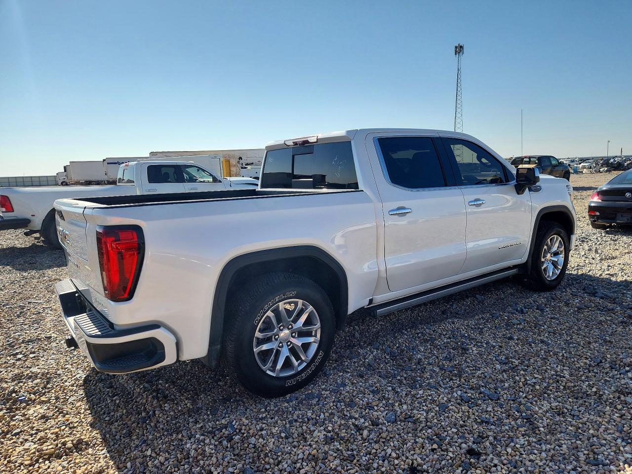 2020 GMC SIERRA
