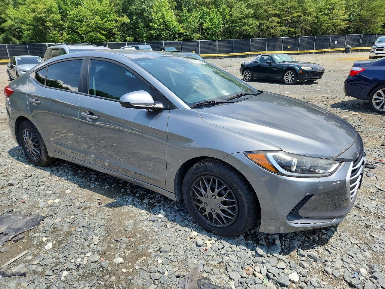 2017 HYUNDAI ELANTRA