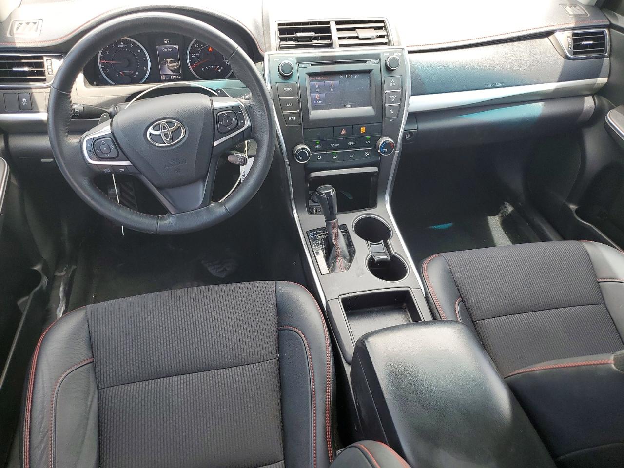 2017 TOYOTA CAMRY
