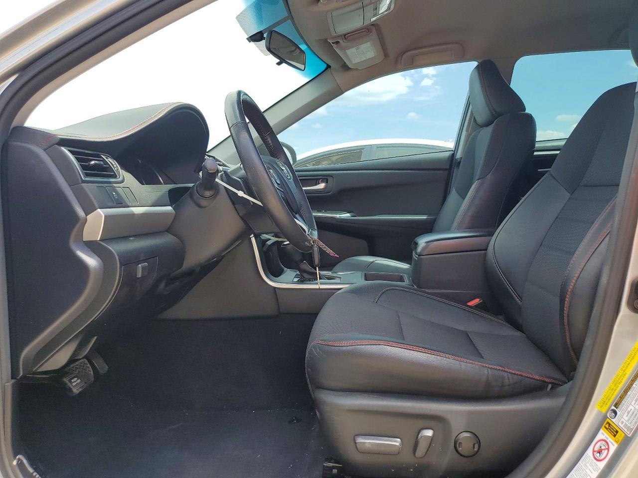 2017 TOYOTA CAMRY