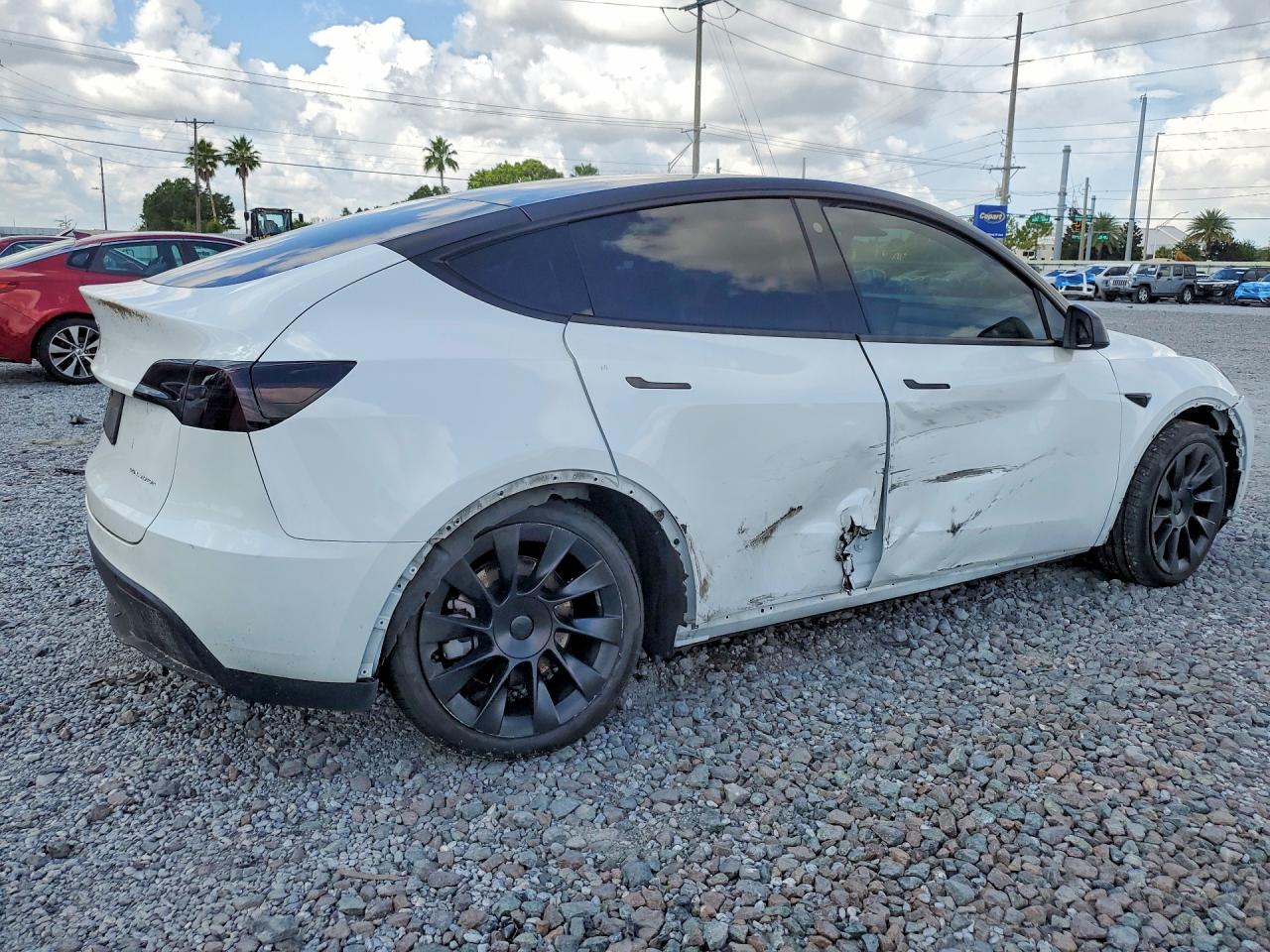 2023 TESLA MODEL Y