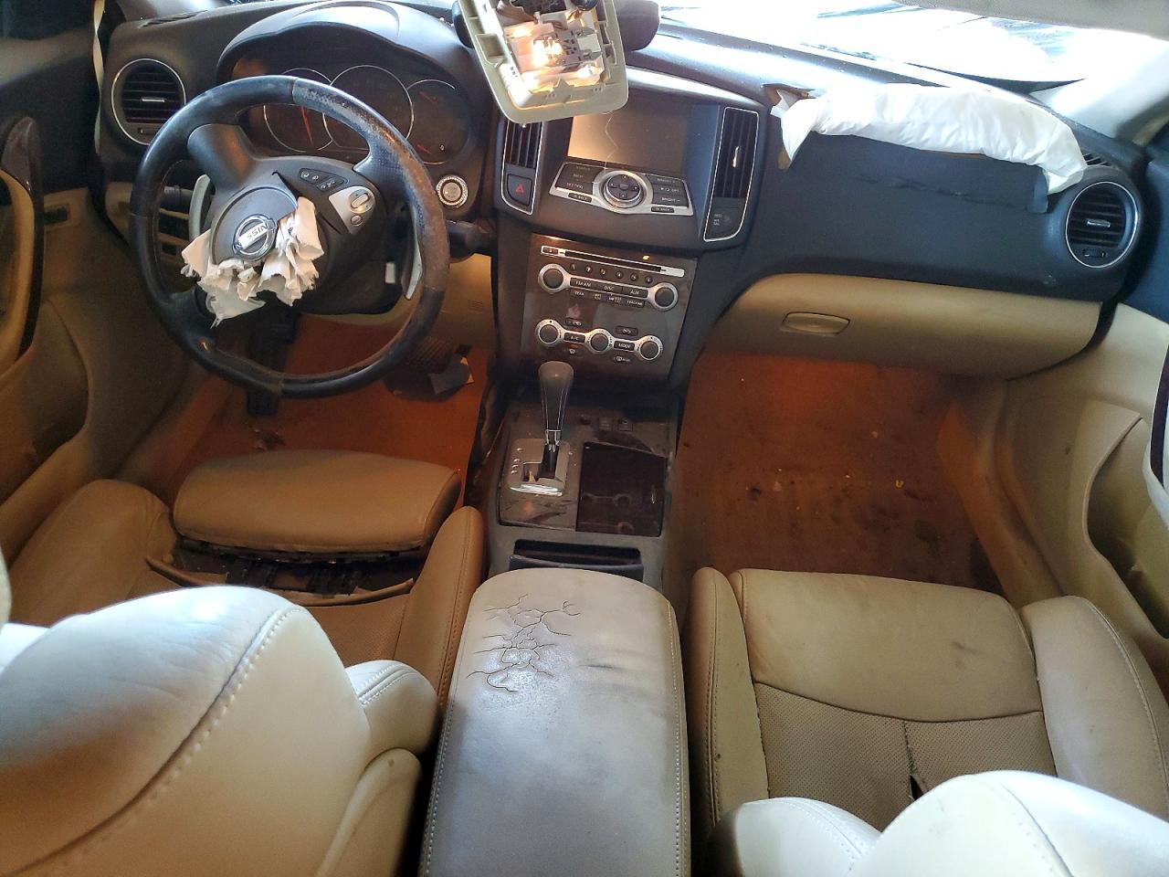 2011 NISSAN MAXIMA