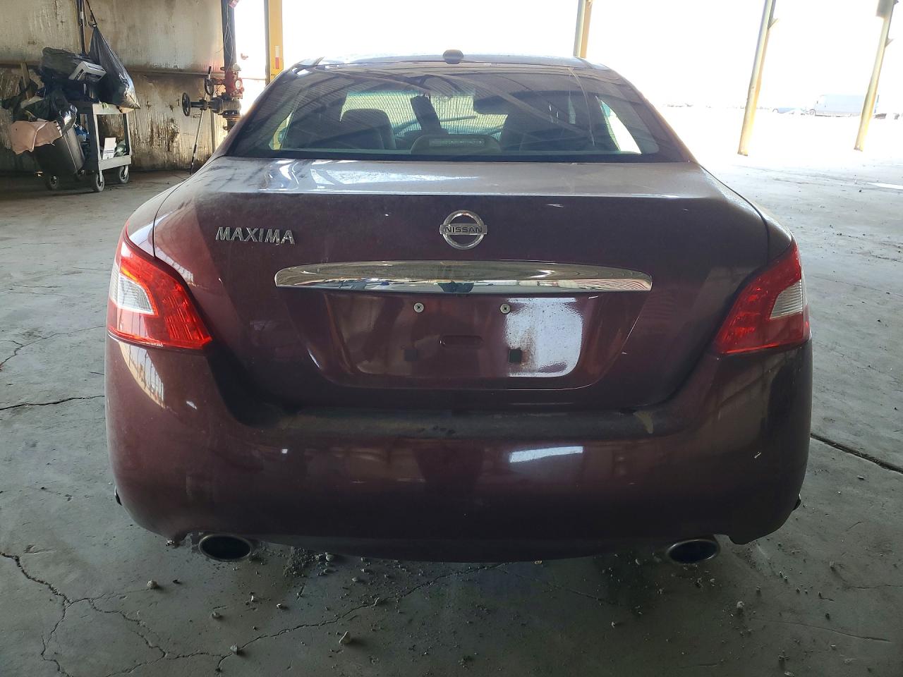 2011 NISSAN MAXIMA
