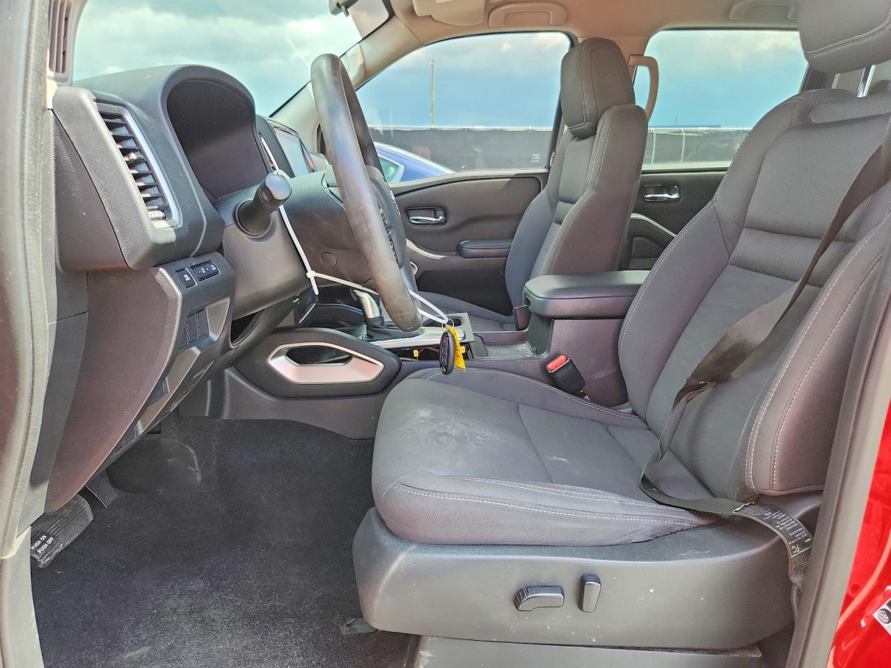 2022 NISSAN FRONTIER