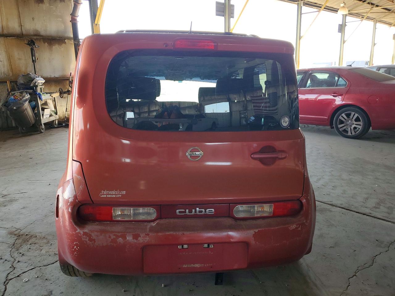 2011 NISSAN CUBE