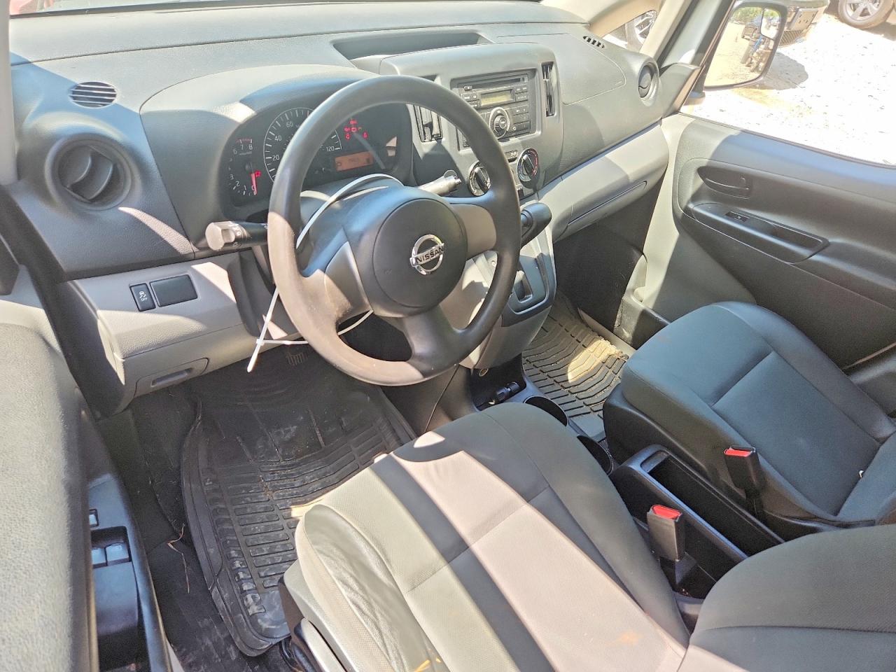 2014 NISSAN NV