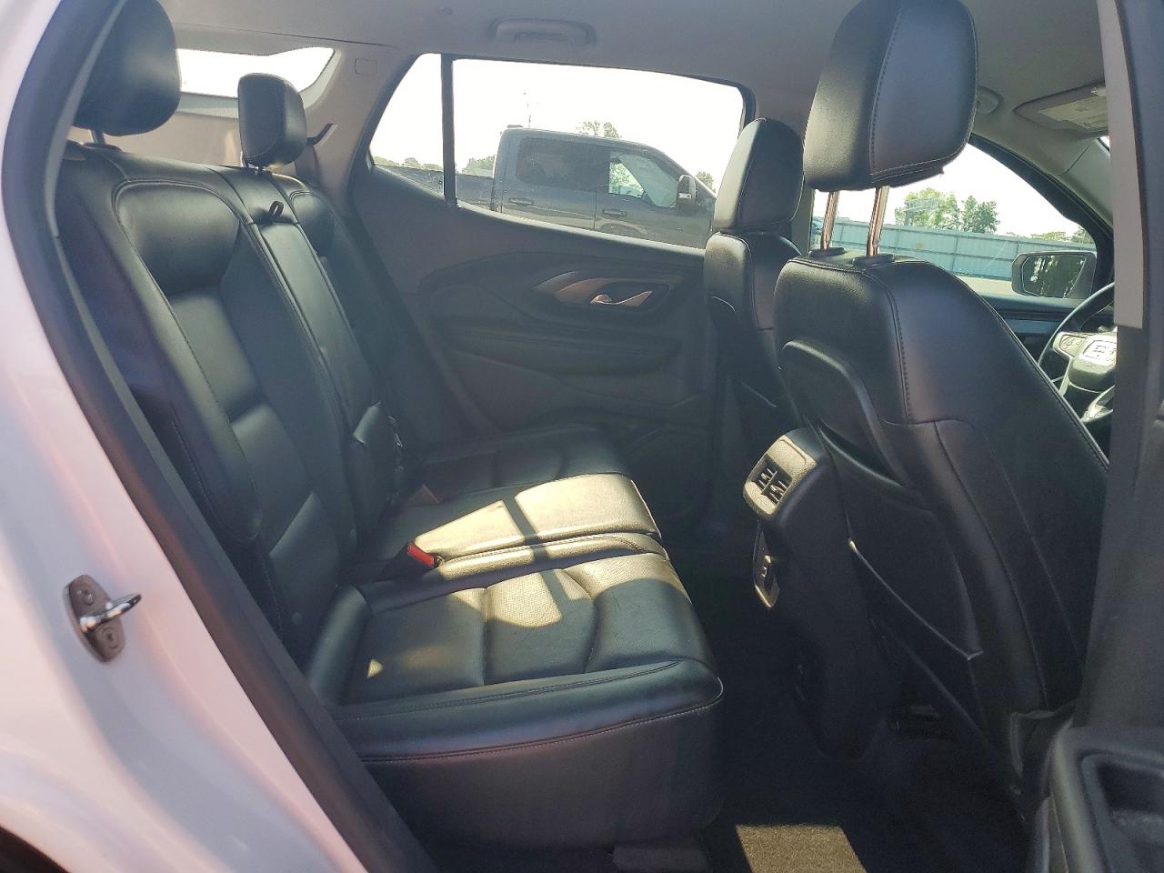 2020 GMC TERRAIN