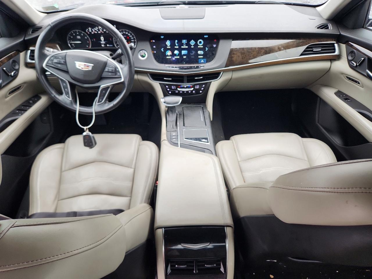 2017 CADILLAC CT6
